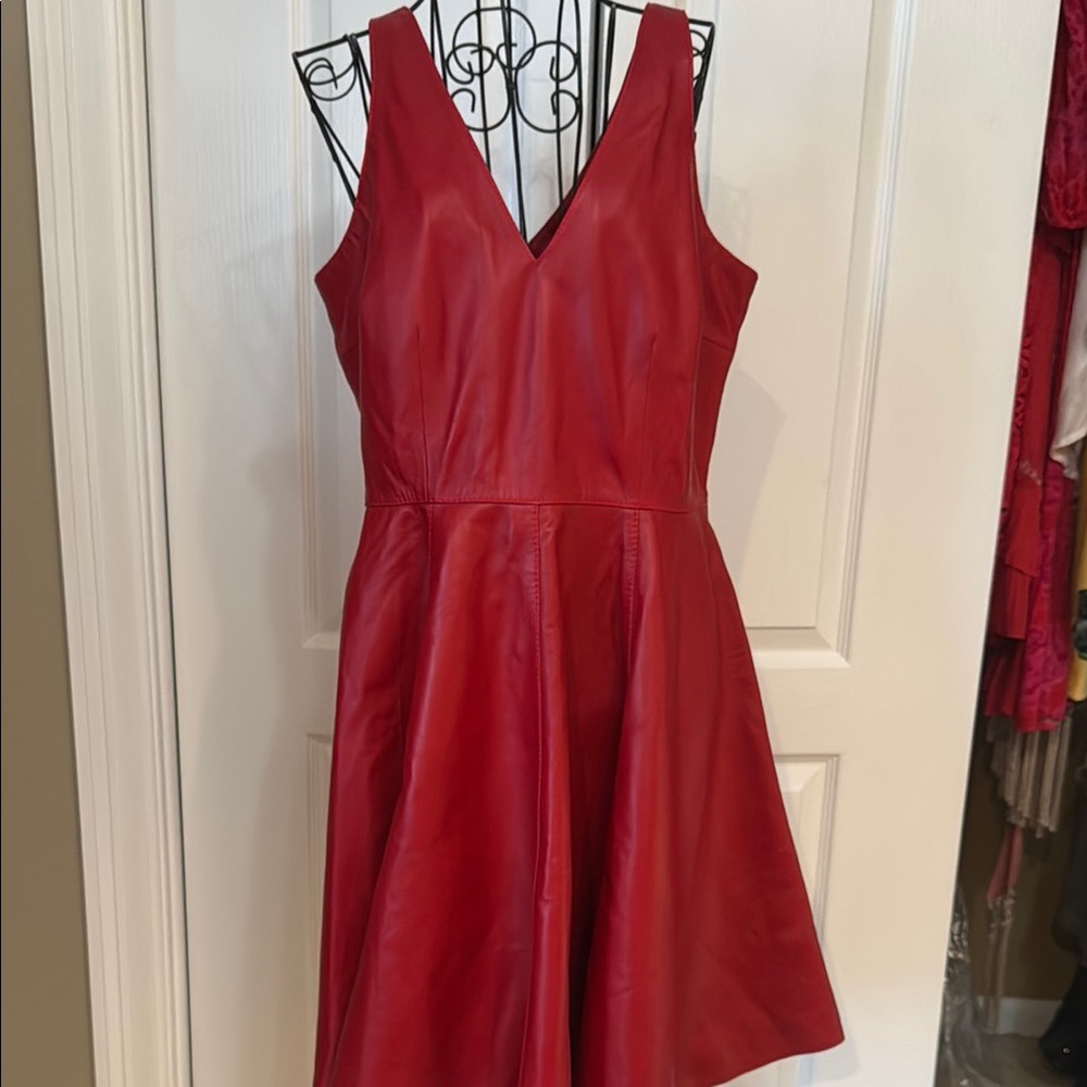 Elegant Red Sleeveless Dress